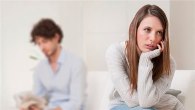 سمر فتحي تكتب.. أسباب الملل في الحياة الزوجية