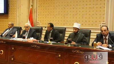بدء اجتماع «دينية البرلمان» لبحث ترتيبات الحج بحضور وزير الإسكان
