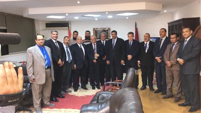 بالصور.. محافظ الفيوم يستقبل نقيب العلميين لبحث التعاون المشترك