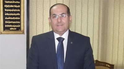 محافظ سوهاج يستجيب لأهالي حي شرق ويكلف بتكثيف أعمال النظافة