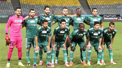 محمود وادي يقود هجوم المصري أمام اتحاد العاصمة الجزائري بالكونفدرالية