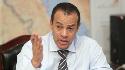 قنصل مصر لدى السعودية يصل إلى مطار القاهرة