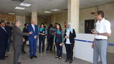 بالصور.. مطار أبو سمبل يحتفل بتعامد الشمس على رأس تمثال رمسيس