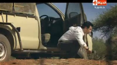 بالفيديو.. إيهاب توفيق يبكي بعد اكتشاف مقلب «هاني في الأدغال»