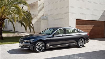 جمارك السيارة «بي إم دبليو 750» الواردة من الكويت