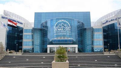 الرئيس الأكاديمي لجامعة زويل: تخريج أول دفعة العام المقبل