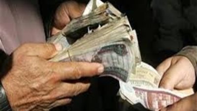 التحقيق مع 4 أشخاص بتهمة عرض رشوة على أمين شرطة بالمطار