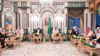 الملك سلمان يستقبل البشير ورئيسا الوزراء القطري والأمة الكويتي