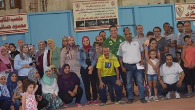 مرتضى منصور يحتفل ببراعم تنس الزمالك (صور)