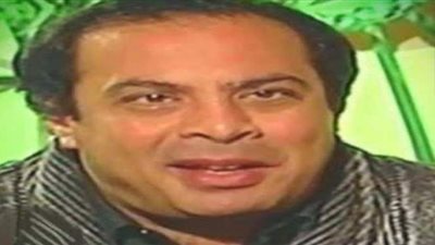 ٣ فنانين تمنى المنتصر بالله أن يزوره فى منزله