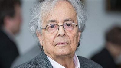 أكثر من 30  عاماً.. تاريخ طويل بين 