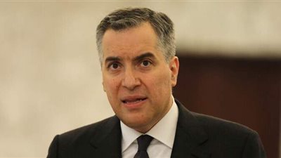 الرئاسة اللبنانية تقبل اعتذار 