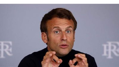 ماكرون يحيي ذكرى رحيل جاك شيراك