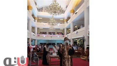 مطرانية نقادة تحتفل بدير الصليب ببرية الأساس في نقادة | فيديو