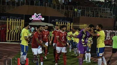 للمرة الثالثة.. لاعبو طنطا ينظمون ممر شرفي جديد  للأهلي | صور