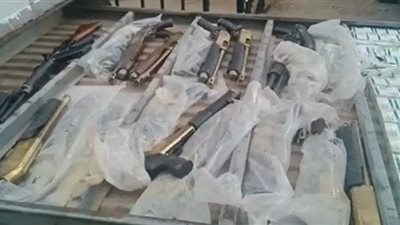 حبس تشكيل عصابي تخصص في تجارة السلاح  4 أيام  بقنا