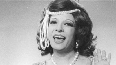 شريفة فاضل تعترف: فشلت فى السينما بسبب السيد بدير