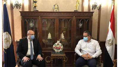 وزير الآثار يبحث مع محافظ بني سويف دفع الحركة السياحية بالمحافظة