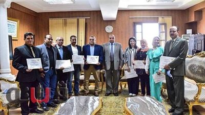 رئيس جامعة بني سويف لخريجي برنامج مكافحة الفساد: عليكم التوعية ونشر قيم النزاهة