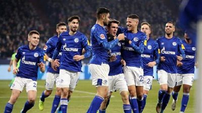 شالكة يقيل مدربه فاجنر بعد أسوأ بداية في الـ 