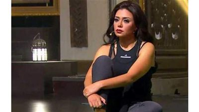 رانيا يوسف تستعرض رشاقتها في الجيم | فيديو