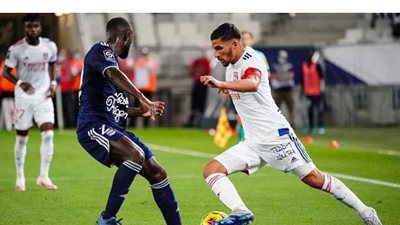 ليون الفرنسي يرفض عرضا جديدا من أرسنال لضم 