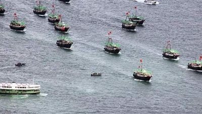 سفن صيد صينية تثير حربا على تويتر بين واشنطن وبكين