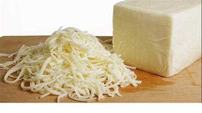 صحية وآمنة.. طريقة عمل الجبن المودزاريلا فى المنزل