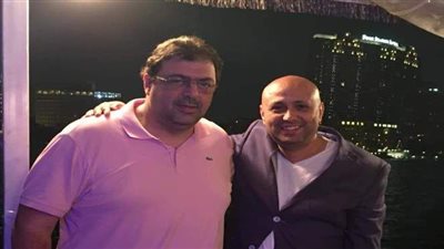المخرج أحمد مدحت يزور جمال يوسف فى منزله بعد إصابته بالسرطان