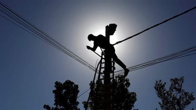 العراق يكشف تفاصيل عقد الطاقة مع الأردن