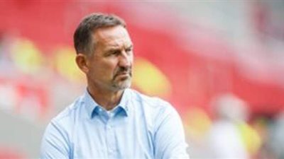 بسبب الهزيمة من شتوتجارت .. إقالة بايرلورتسر مدرب ماينز الألماني