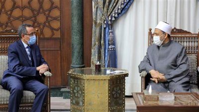 سفير مصر في البوسنة: رسالة الأزهر عالمية ودوره محوري تجاه قضايا المسلمين