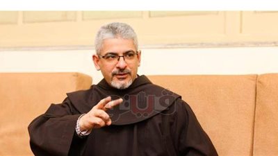 بطرس دانيال: زوجة المنتصر بالله لم تتخل عنه خلال فترة مرضه | فيديو