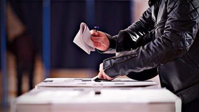 قرية رومانية تعيد انتخاب رئيس بلديتها بعد وفاته