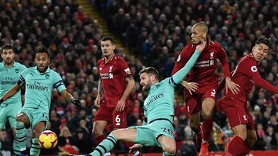 بمشاركة النني وصلاح.. ليفربول يتخطى أرسنال بثلاثية