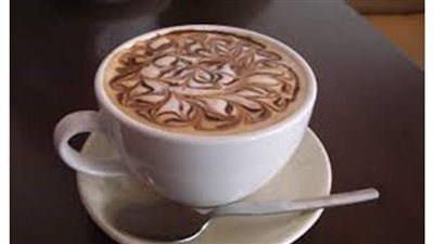 بنت اليمن وفنجان الكيف وقعدة الجبنة.. أشهر عادات القهوة العربية