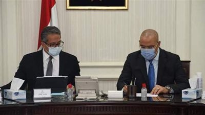 وزيرا الإسكان والسياحة والآثار يتابعان موقف المشروعات المشتركة بالقاهرة التاريخية