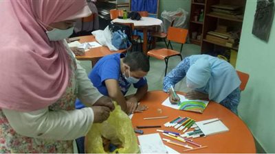 ورش رسم وتشكيل بالورق ضمن فعاليات مؤسسة أولادنا لشهر سبتمبر