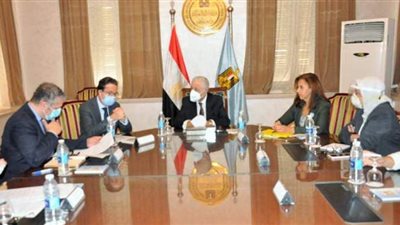 وزير التعليم يلتقي سفير فرنسا بالقاهرة لبحث أوجه التعاون المشترك