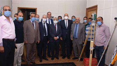 رئيس جامعة طنطا يتفقد المبنى التعليمى الجديد بكلية الآداب