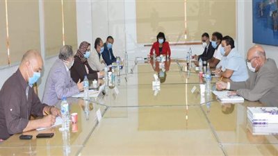 وزيرة الثقافة: تحديث محتوى المطبوعات لتنمية الوعى والإدراك المجتمعى