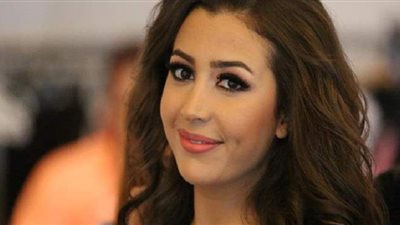 جنات تشارك في تحدي صورة الطفولة.. هل تغيرت ملامحها؟