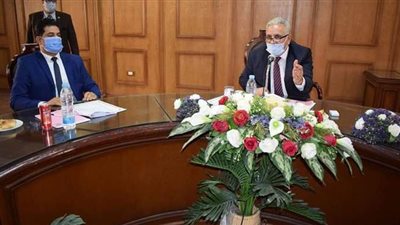 مجلس جامعة العريش يقرر تأجيل أي زيادة في المصروفات الدراسية| صور