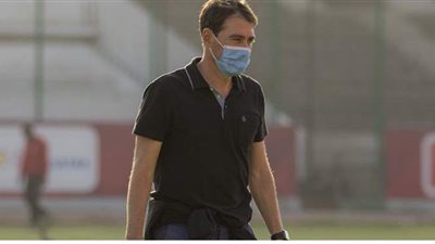 فايلر يعلن قائمة الأهلي استعدادًا للترسانة