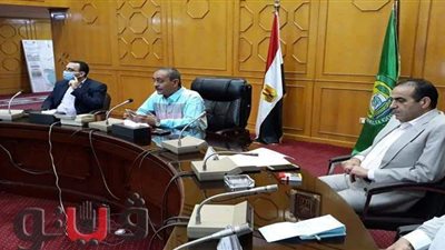 فهمي بشارة يتابع موقف مشروعات الطرق بالإسماعيلية