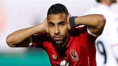 مؤمن زكريا يقدم زي المنتخب الجديد