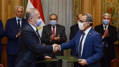 توقيع بروتوكول تعاون بين الإنتاج الحربي والأكاديمية العربية للعلوم الإدارية