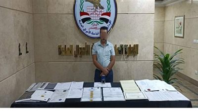 الوظيفة بـ 500 جنيه.. ضبط مسجلة خطر  ومدير تعاقدات بشركة للنصب على راغبى العمل بالجيزة