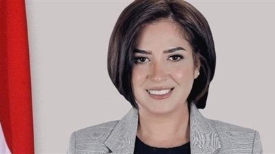 أميرة العادلي: تعزيز مبدأ تكافؤ الفرص الحل السحري لتمكين المرأة