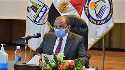 رئيس جامعة بني سويف يشكر 